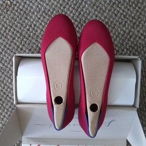Rothys The Flat in SCOOTER RED, size 8, NIB, machine washable